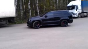 Grand Cherokee srt-8 рвёт с места!