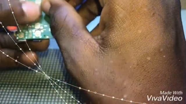 Comment réparer un téléphone itel qui s’allume pas смотреть онлайн