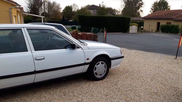 Présentation Renault 25 GTS Courchevel 2 смотреть онлайн