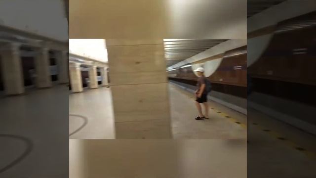 Метро Санкт-Петербурга! смотреть онлайн