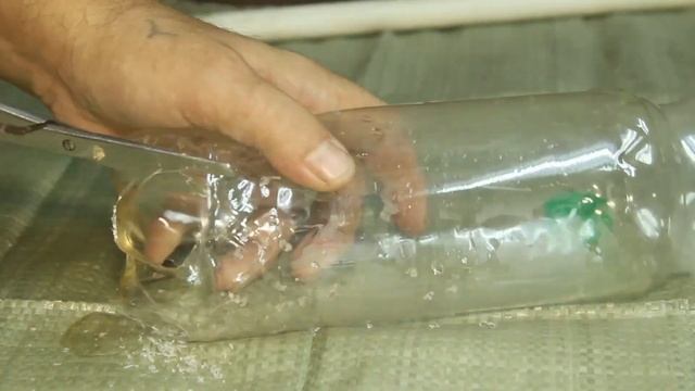 Как прочистить скважину двумя полторашками смотреть онлайн