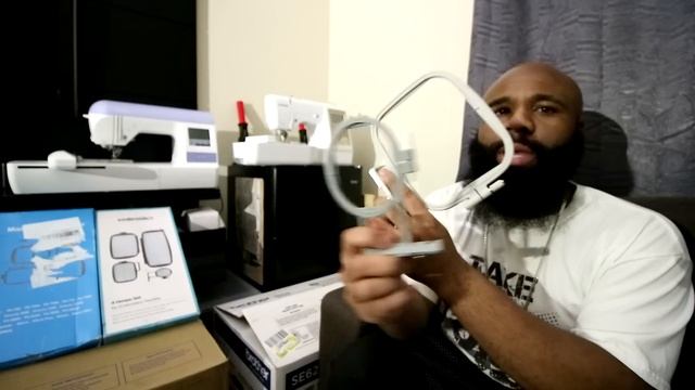 Brother SE625 Embroidery Machine | vs SE600 & PE770 смотреть онлайн