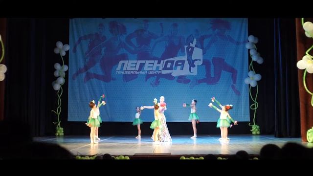 Группа Балетная хореография - Вальс цветов смотреть онлайн