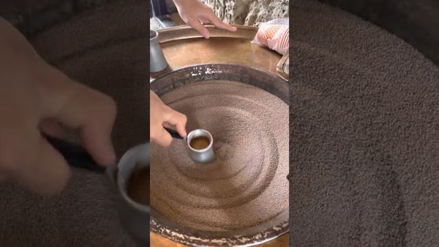 Как варить Кофе в турке на песке смотреть онлайн