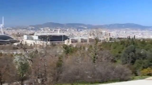 Панорама Барселоны с холма Монжуик смотреть онлайн