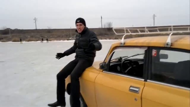 Неуправляемые Москвичи смотреть онлайн