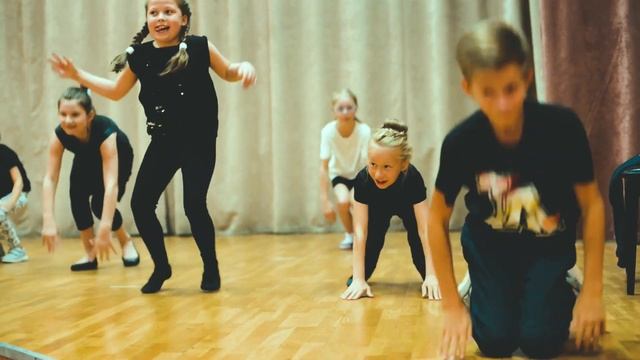 Сердце отдаю детям - 2018. Визитка. Коваленкова А.Н. смотреть онлайн