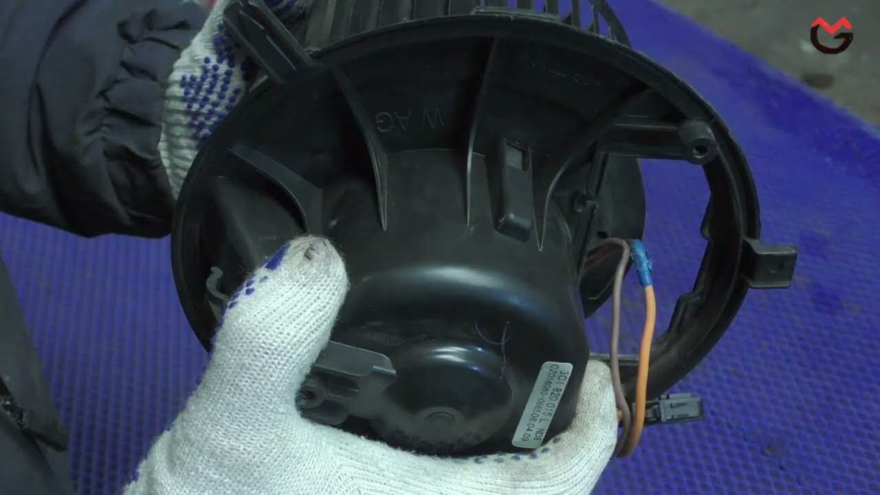 Заскрипел, зашумел, вентилятор печки VAG. Решение тут смотреть онлайн