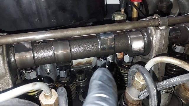 1984 Mercedes 300D - Part 4 Valve Adjustment, Throttle Bushing, Hood Pad and General Maintenance смотреть онлайн