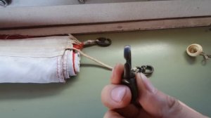 Как правильно повесить флаг? How to hoist flag