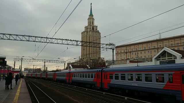 Электропоезд ЭР2К-1152 станция Москва-Каланчёвская смотреть онлайн