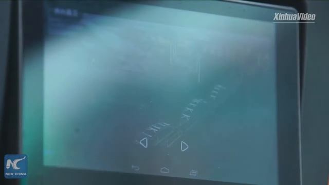Беспилотные автобусы на улицах Тяньцзиня смотреть онлайн