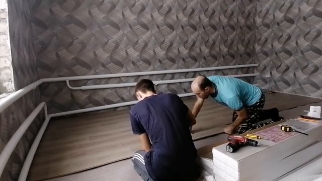 Стелим ламинат в зале смотреть онлайн