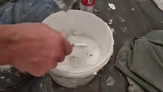 Подготовка шпатлевки фактурной Хэндитекс (Handytex) к применению. смотреть онлайн