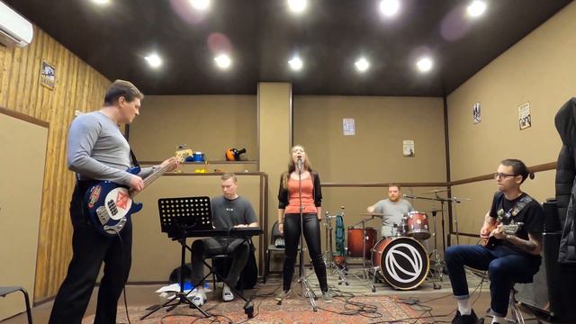 Evanescence - bring me to life (исполняет Кавер-группа TMG) смотреть онлайн