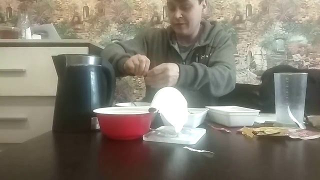 Тест лапши с говяжьим вкусом смотреть онлайн