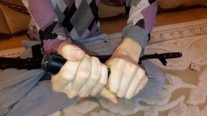 Как снять цевье и накладку ствола АК