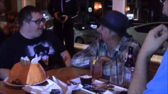 Dan's 30th: Kid Rock Shows Up!!! #BawitaBirthday смотреть онлайн