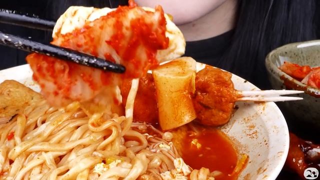 ASMR SPICY ENOKI MUSHROOM, SPICY FIRE NOODLES, 불닭 팽이버섯, SPICY CHICKEN, 불닭 양념 치킨, 불닭볶음면 먹방MUKBANG смотреть онлайн