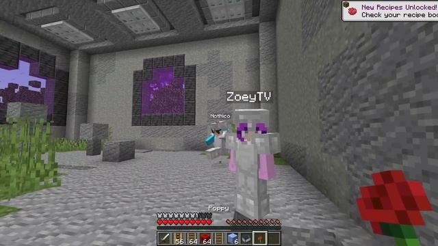 Cash BROKE His LEG In Minecraft! смотреть онлайн