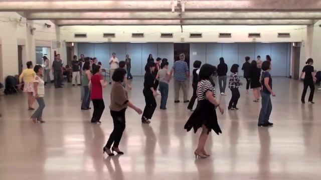 Line Dance: SUMMER NIGHT TANGO смотреть онлайн