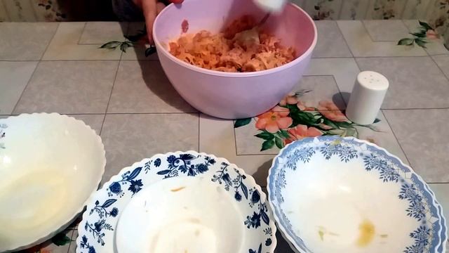 Котлеты деревенские со спагетти и сырно томатным соусом смотреть онлайн