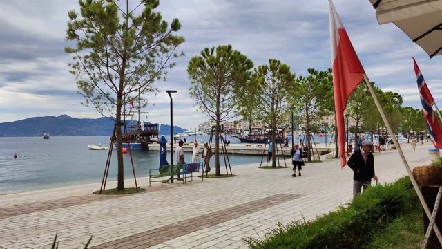 Набережная Саранды. Утро. Таймлапс. Сентябрь 2022 смотреть онлайн