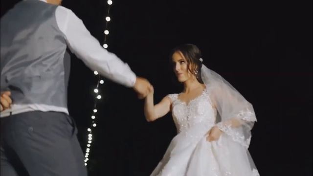 Best Wedding Dance.Incredible lifts.Sam Smith - Fire on Fire. Свадебный Танец с крутыми поддержками смотреть онлайн