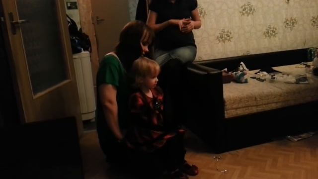 Дед Мороз и Снегурочка у нас в гостях, декабрь 2012 смотреть онлайн