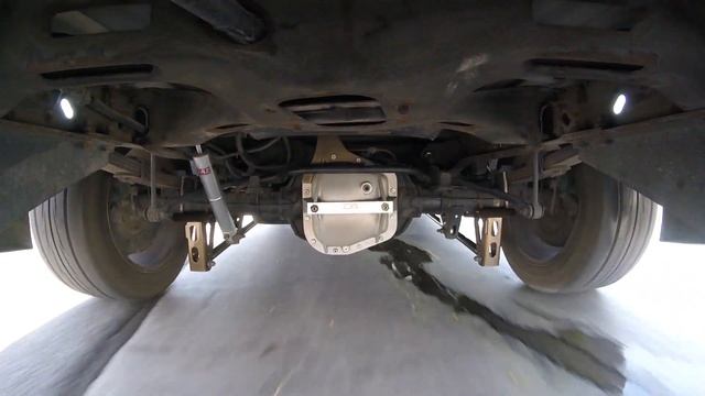 1999 Ford Lightning SVT W/O Panhard Bar Sharp Turns Test смотреть онлайн