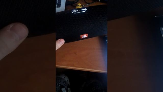 Колонка JBL обзор смотреть онлайн