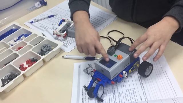 Джоуль-джип и ручной генератор из Лего смотреть онлайн