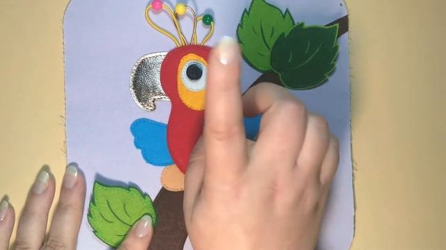Развивающая книжка из фетра Страничка попугай  #quietbook #iri_ska_art #handmade #книгаизфетра