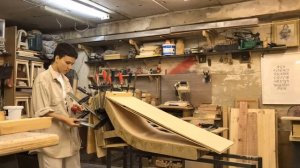 Как согнуть фанеру? Видеоответ от Саши Радаевой.