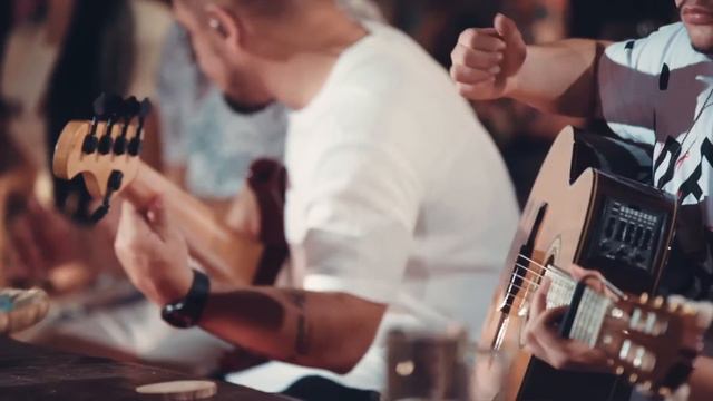 Maiara e Maraisa part. Dilsinho - Libera Ela - EP Aqui Em Casa смотреть онлайн