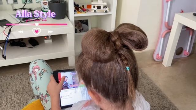 Бантик быстро и легко. Красивая причёска бантик в школу. Причёска бантик. смотреть онлайн