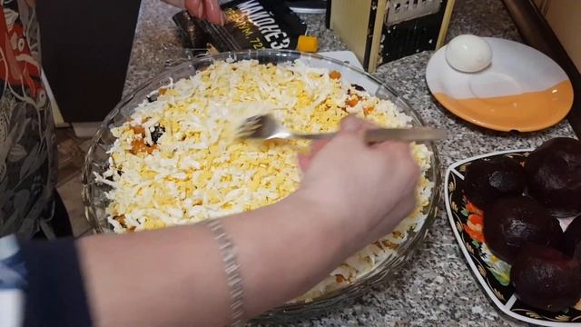 Все ищут этот Рецепт. САЛАТ с Черносливом и Куриной грудкой. смотреть онлайн