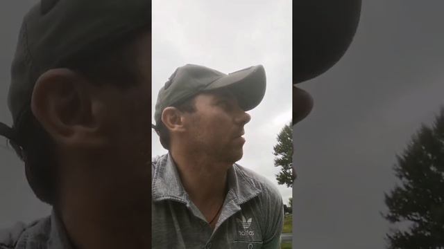 Сижу на крыше, снимаю керамзит. смотреть онлайн