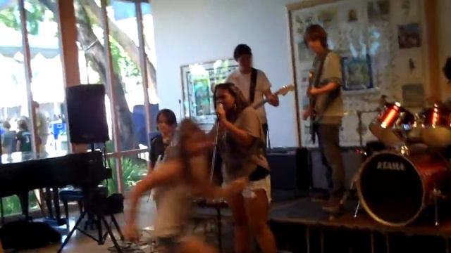 Smooth Criminal by Zoe, Keaton, Adam, Tyler and Jordan смотреть онлайн