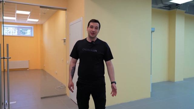 4К обзор ТОРГОВЫЙ ЦЕНТР - г. Кингисепп, Крикковское шоссе д. 10. ЛАКШМИ НЕДВИЖИМОСТЬ. смотреть онлайн