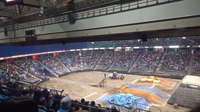 Motor Show /Monster Truck event at Saskatoon SK 🇨🇦 /@MarJhon15 смотреть онлайн