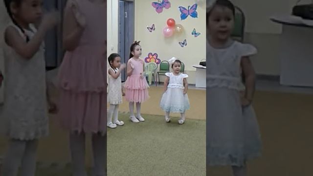 Утренник 8 марта 2018 у Миланы в центре развития Стрекоза смотреть онлайн