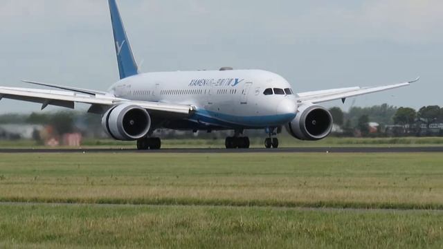 RARE visitor! Xiamen Airlines Boeing 787-8 CROSSWIND landing at Amsterdam Airport Schiphol! смотреть онлайн