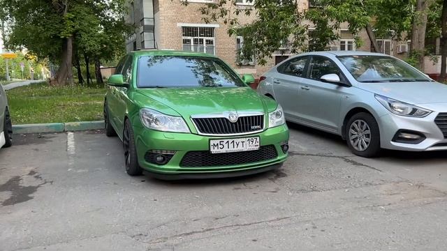 Skoda Octavia RS - super fast and cheap car смотреть онлайн