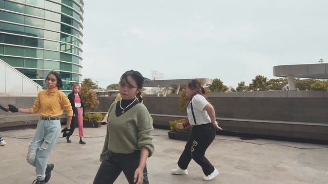 STRAY KIDS '스트레이키즈' - 'MANIAC' Dance Cover By Kuja DC From Indonesia смотреть онлайн