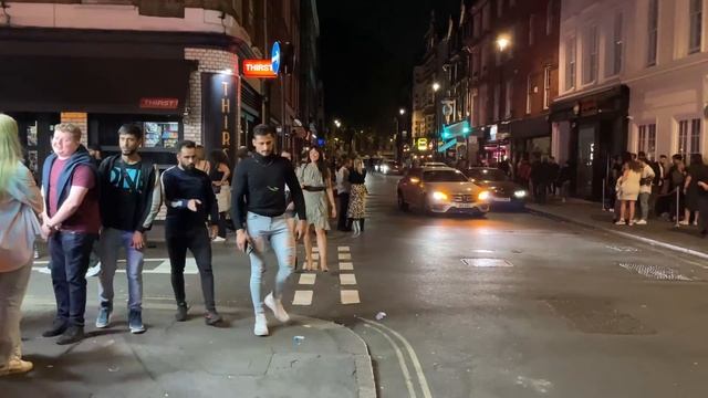 London Nightlife With Many Single Ladies ?? London Night Walk смотреть онлайн