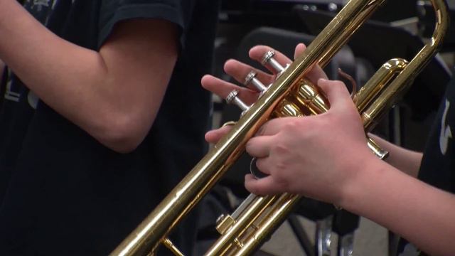 Buffett Magnet Middle School Jazz Band смотреть онлайн