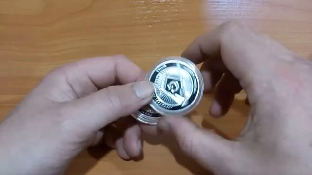 Сувенирная монета с массонским знаком с Джум смотреть онлайн