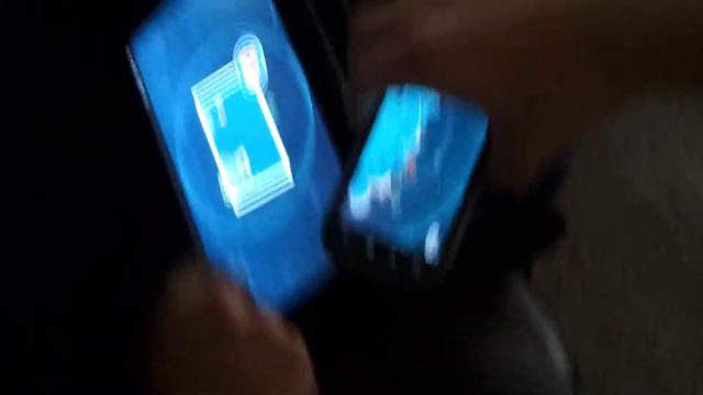 Android Phone vs Android Tablet for Angry Birds смотреть онлайн