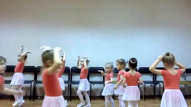 Открытый урок по танцам (зайцы) смотреть онлайн